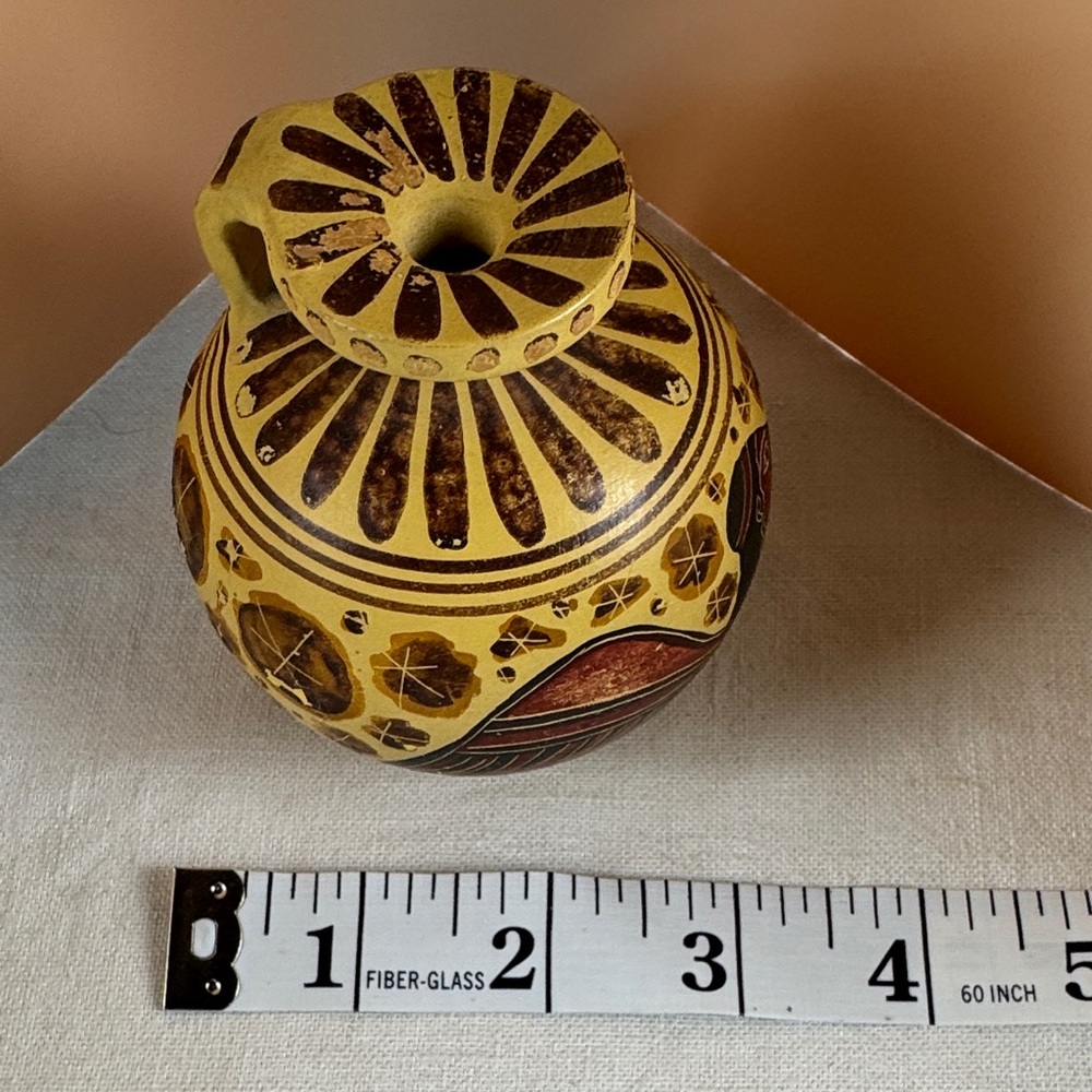 Vintage Handmade ceramic reproduction of an ancient Greek aryballos oil jar. - Picture 10 of 12